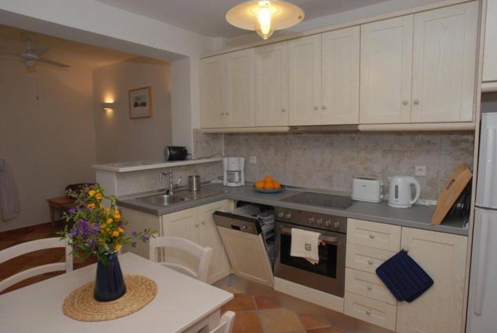 פטרה Birds Bay Resort מראה חיצוני תמונה